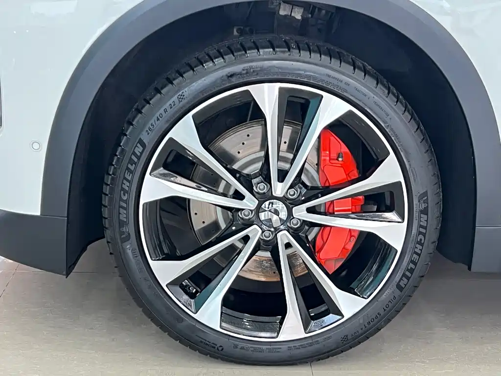 NIO ES8 — миниатюра 20