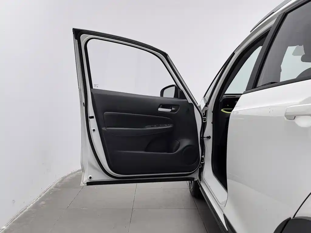 Honda Fit — миниатюра 8