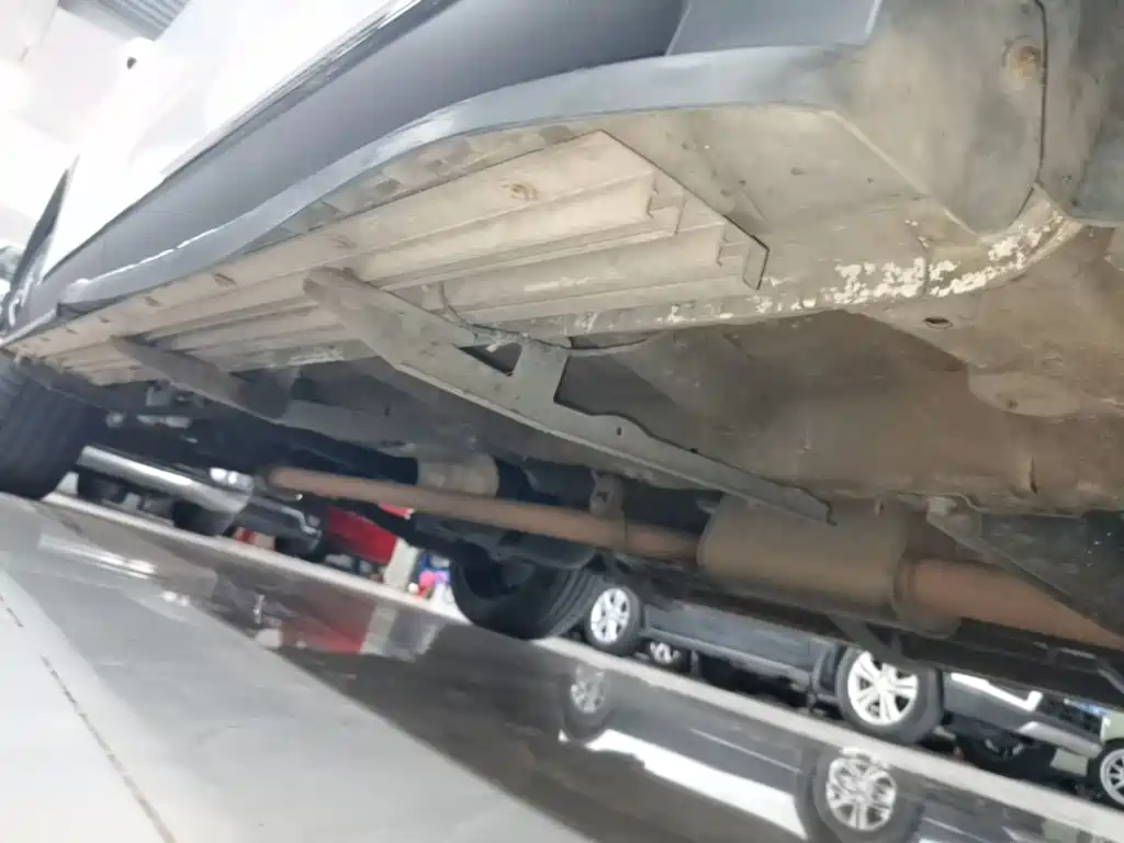 Roewe RX5 MAX — миниатюра 21