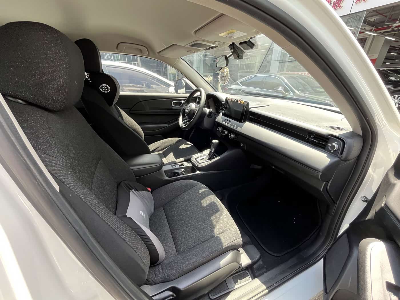 Honda XR-V 1.5 л 2024 г. Белый, пробег 33000 км