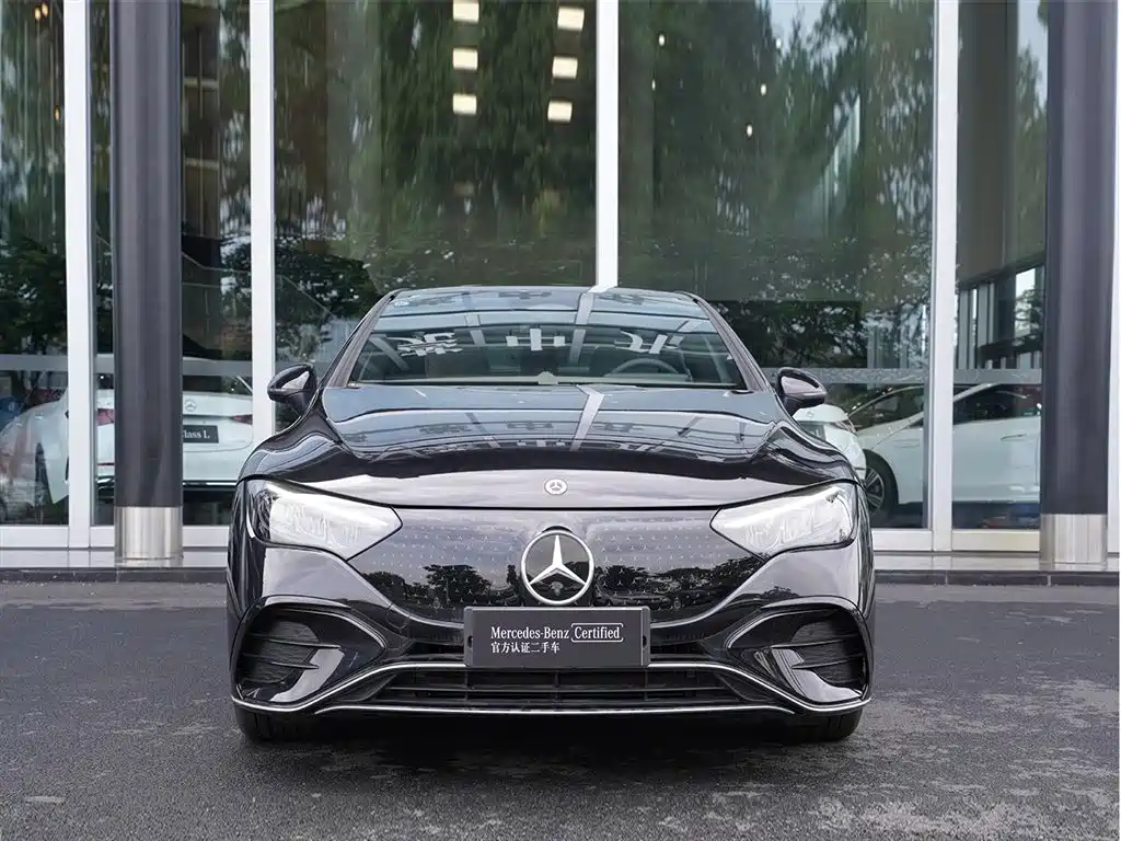 Mercedes-Benz EQE 2025 500 4MATIC
