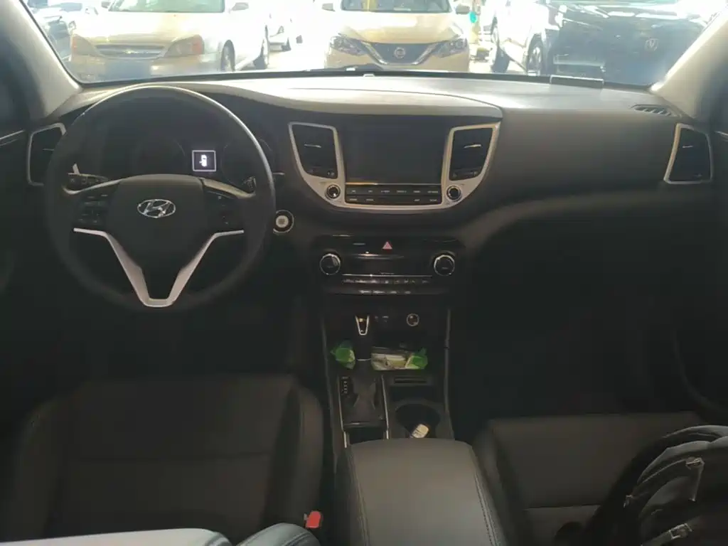 Hyundai Tucson — миниатюра 10