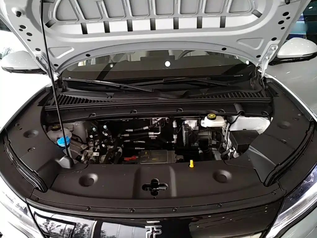 BYD Yuan UP — миниатюра 20