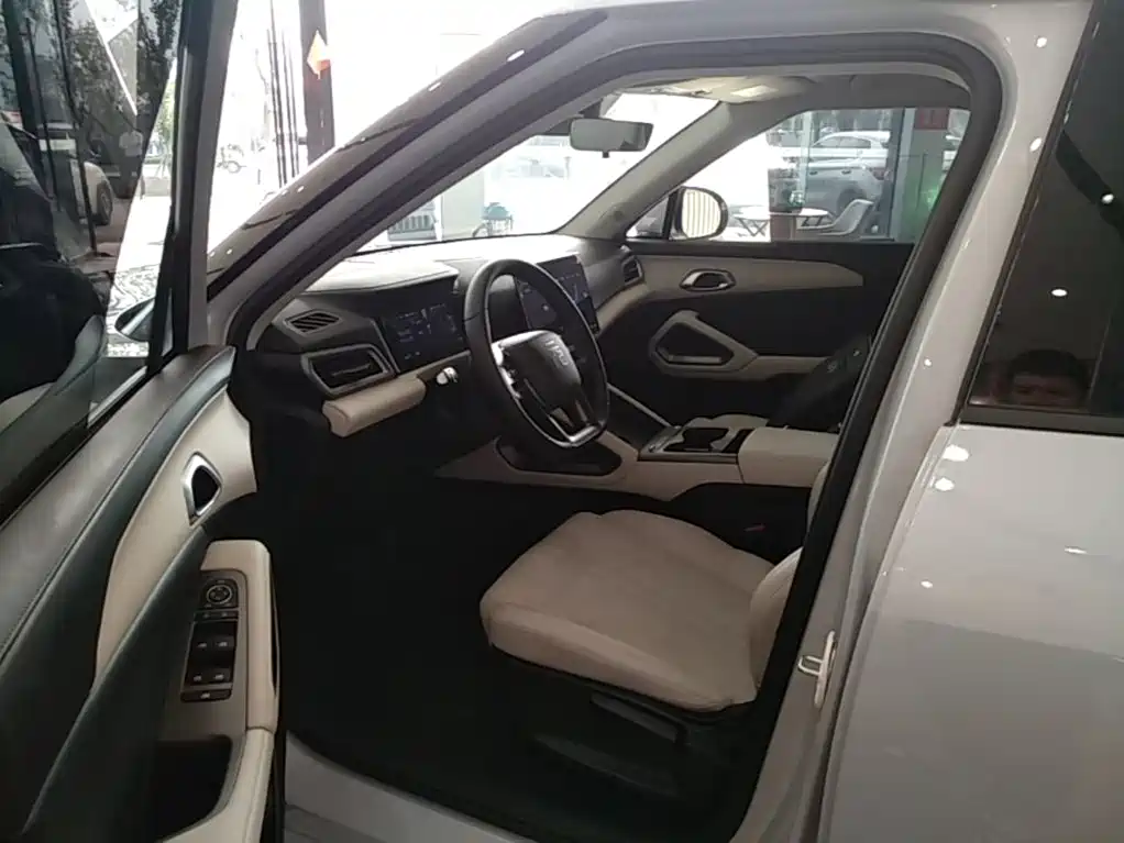 BYD Yuan UP — миниатюра 15