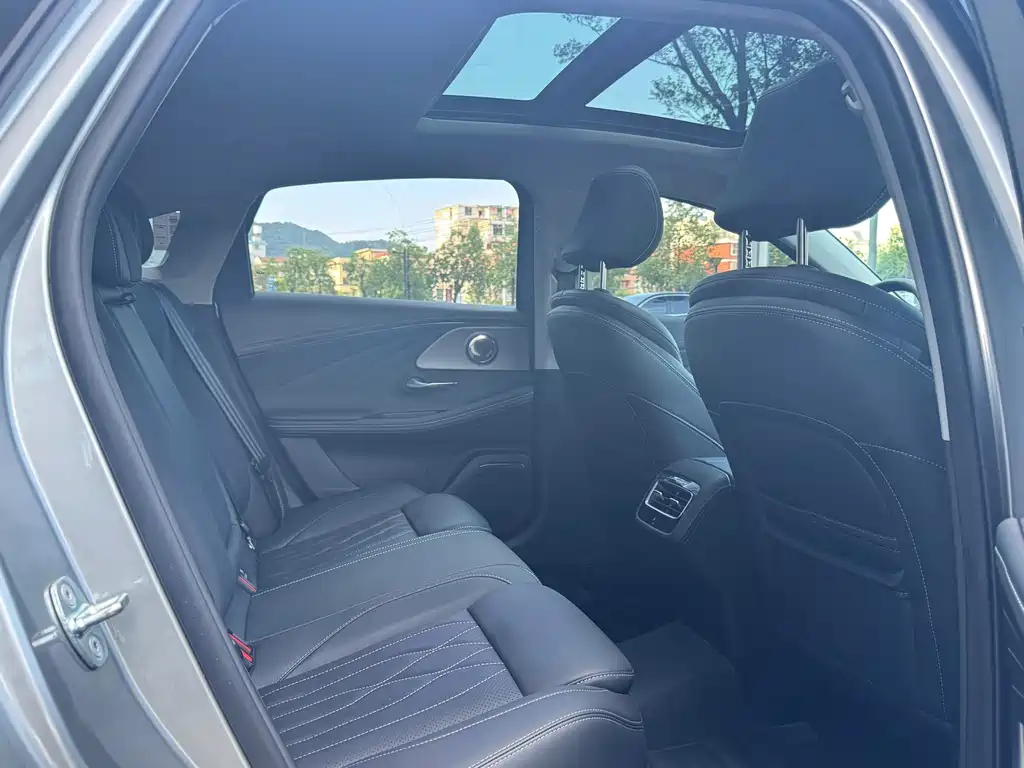 Chery Arrizo 8 — миниатюра 16