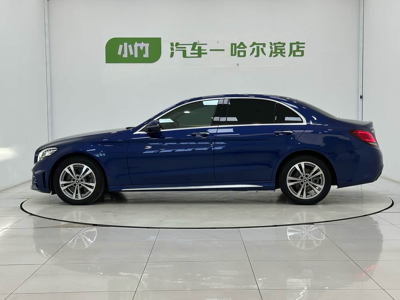 Mercedes-Benz C-Class 1.5 л 2021 г. Голубой, пробег 17200 км