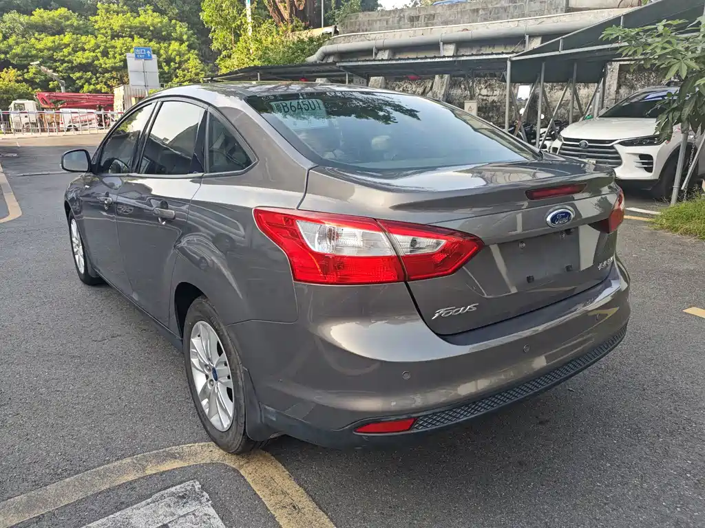 Ford Focus — миниатюра 4
