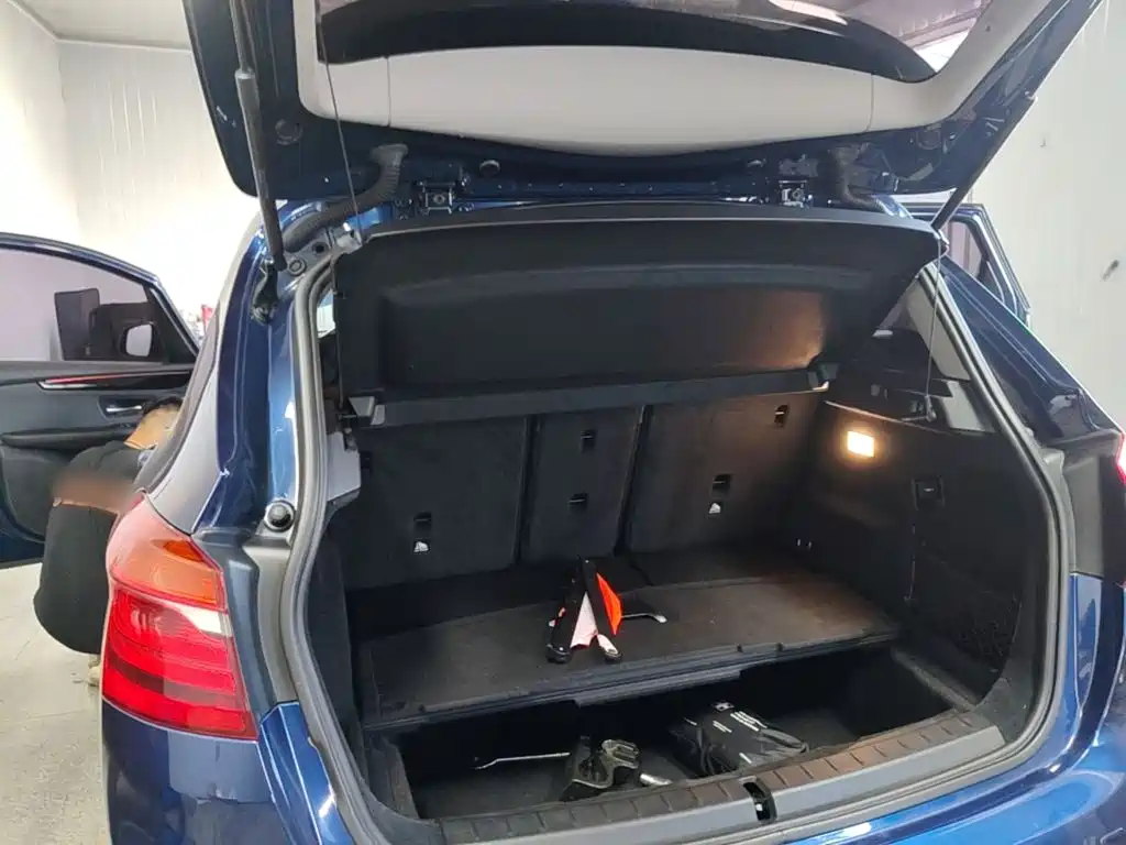 BMW 2 Series Active Tourer (Import) — миниатюра 19
