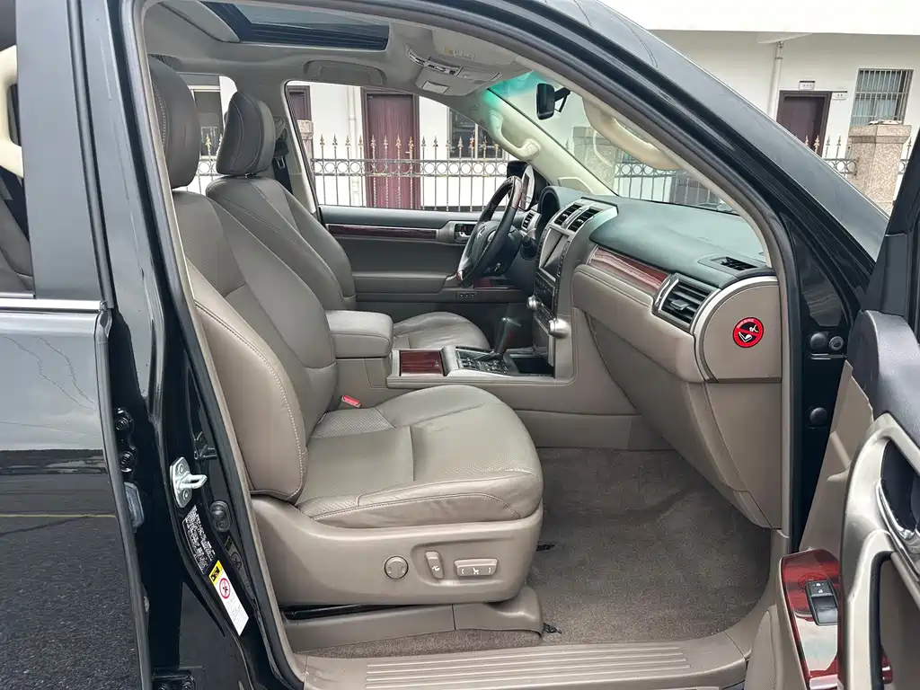 Lexus GX — миниатюра 27