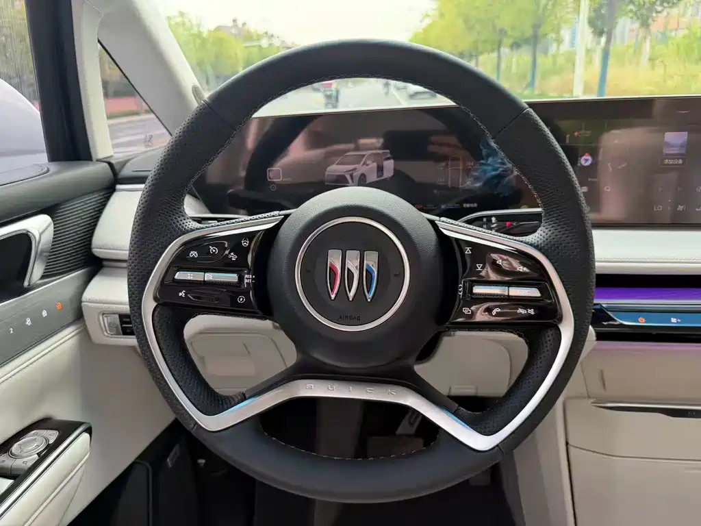 Buick GL8 Hybrid — миниатюра 28