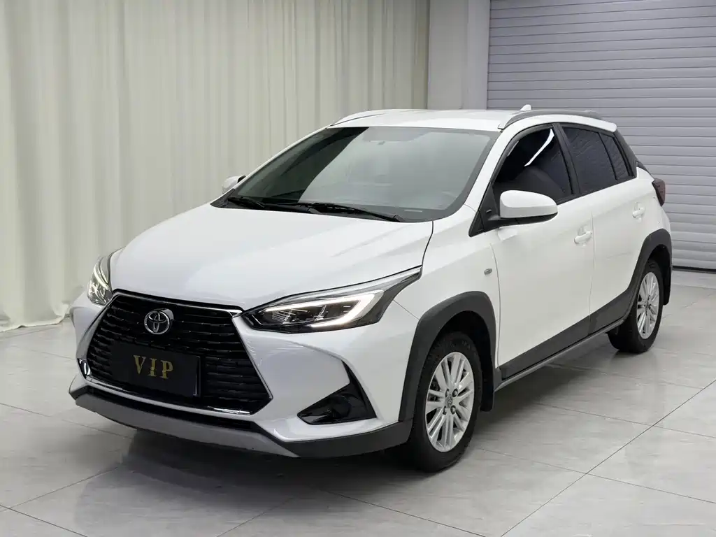 Купить Toyota Yaris L