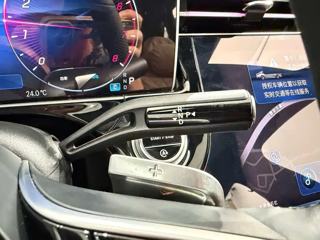 Mercedes-Benz E-Class — миниатюра 20