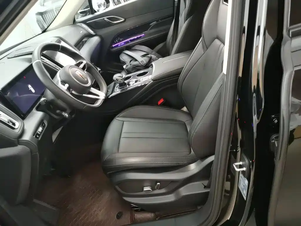 Hongqi Hongqi HS3 PHEV — миниатюра 15