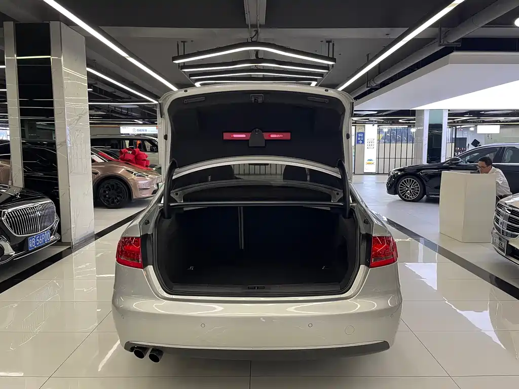 Audi A4L — миниатюра 51