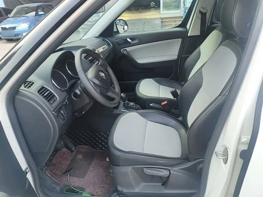 Skoda Yeti — миниатюра 15