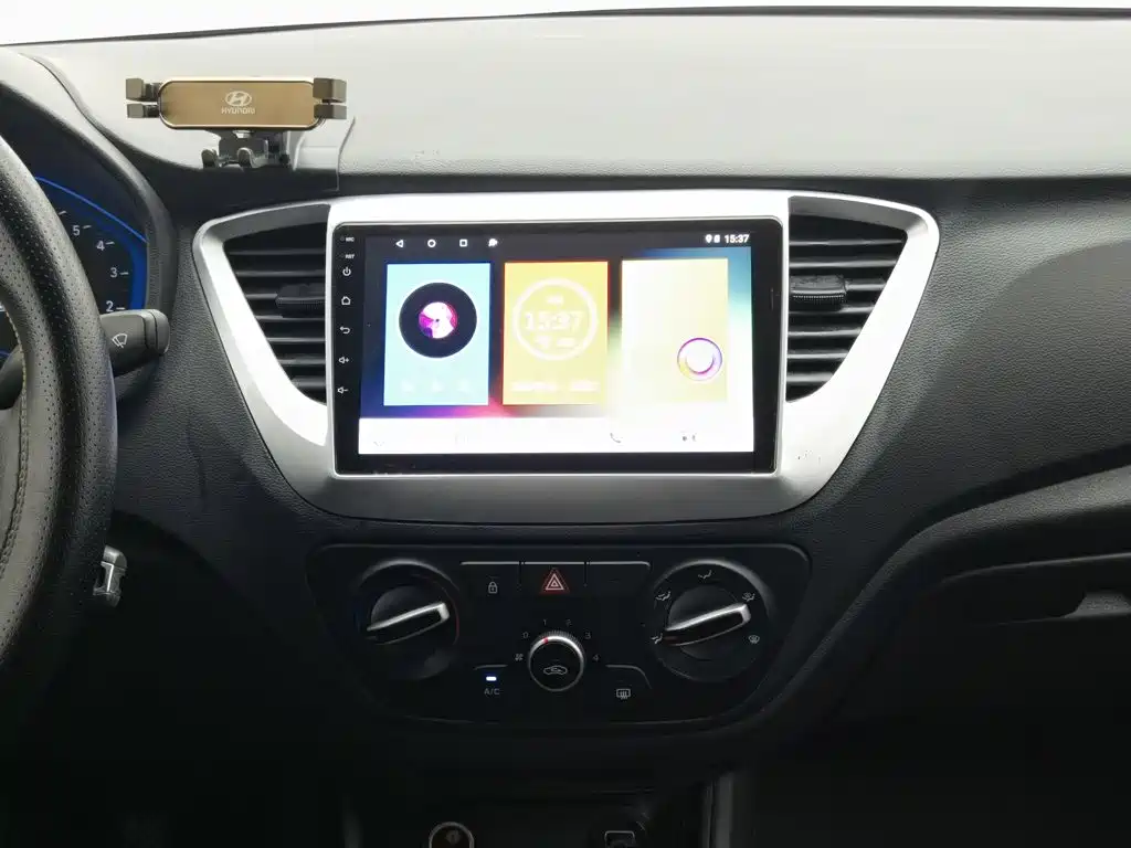 Hyundai Verna — миниатюра 12