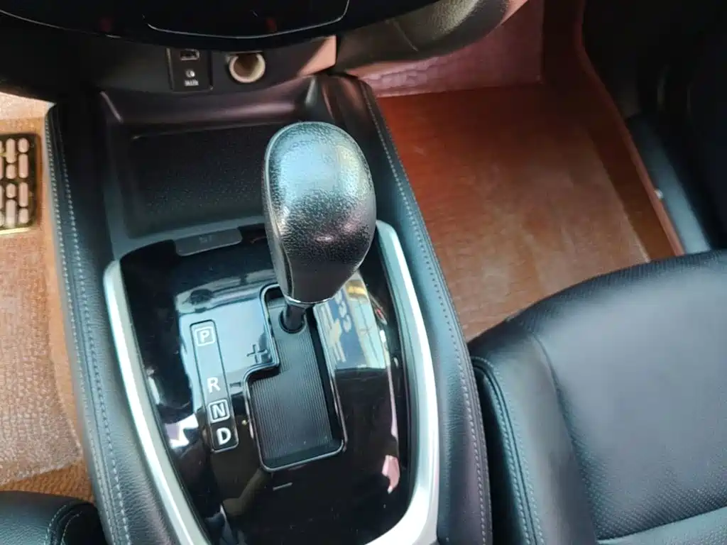 Nissan X-Trail — миниатюра 14