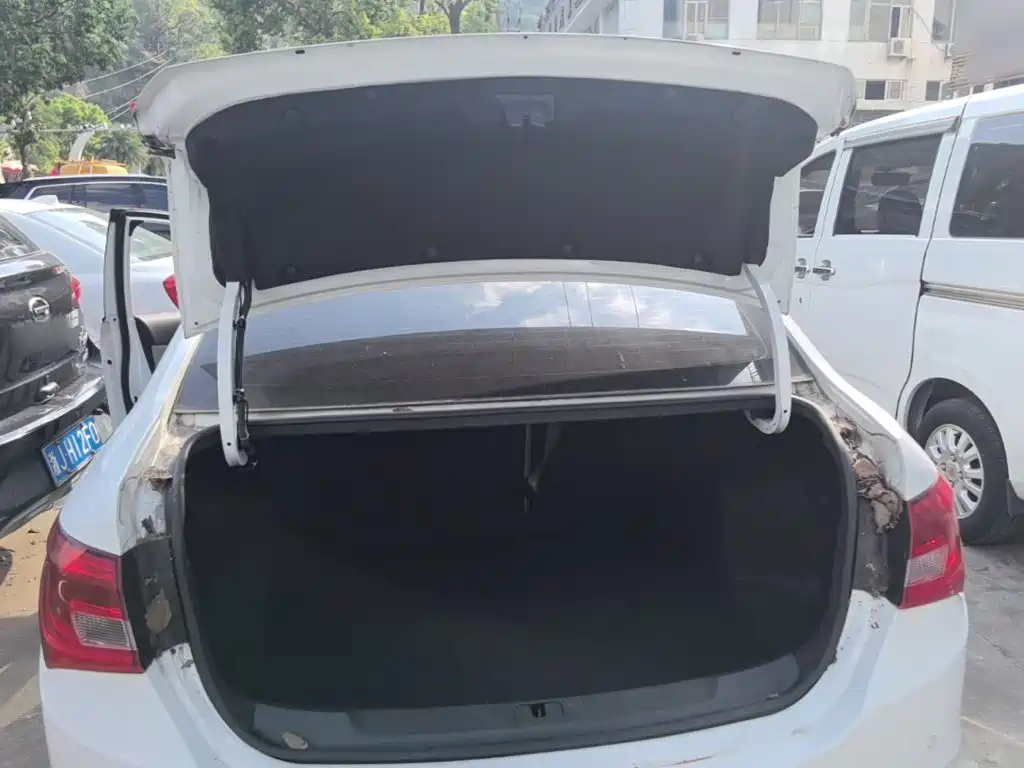 Buick Excelle — миниатюра 19