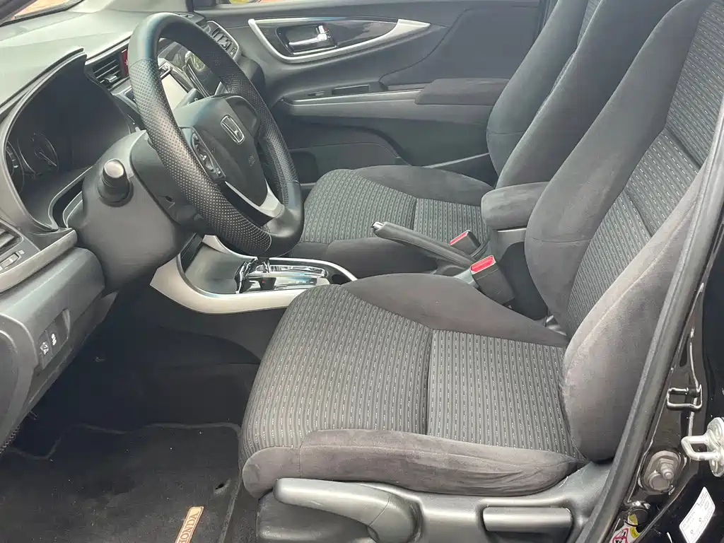 Honda Crider 2015 1.8L AT