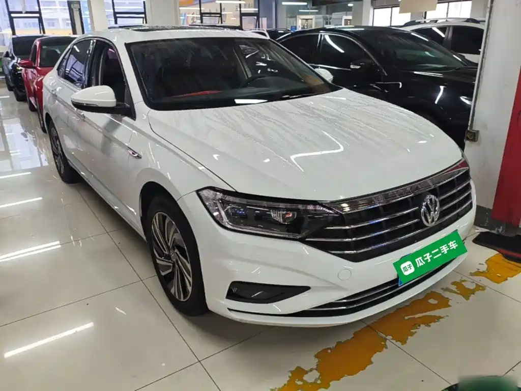 Volkswagen Sagitar — миниатюра 4