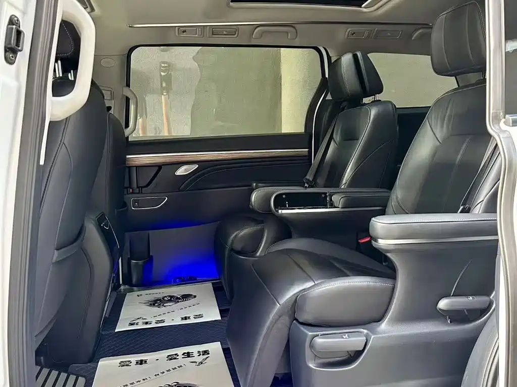GAC Motor Trumpchi M8 — миниатюра 6