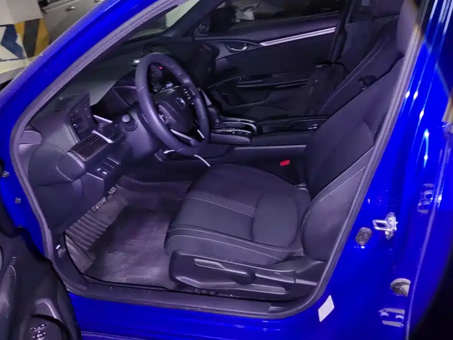 Honda Civic — миниатюра 9