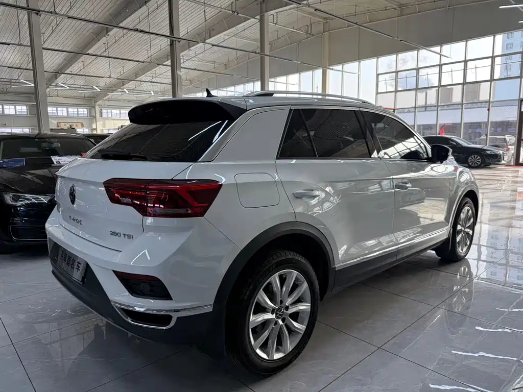 VOLKSWAGEN T ROC EXPLORING SONGS