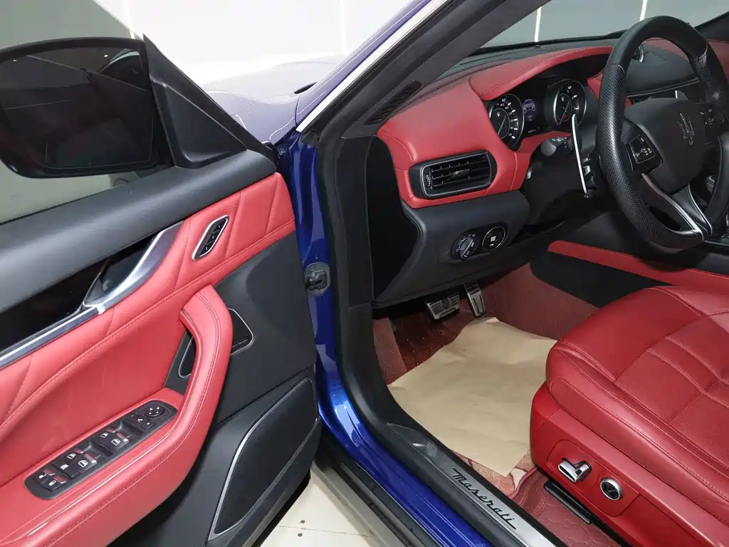 Maserati Levante — миниатюра 10