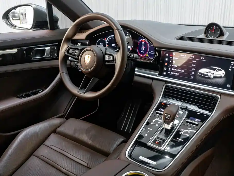 Porsche Panamera — миниатюра 29