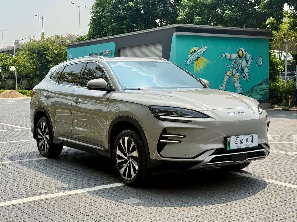 BYD PLUS New Energy — миниатюра 3