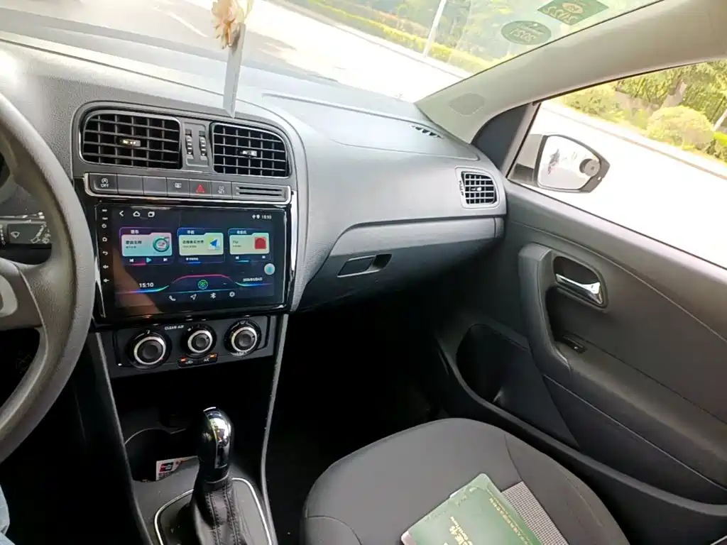 Volkswagen Polo — миниатюра 9