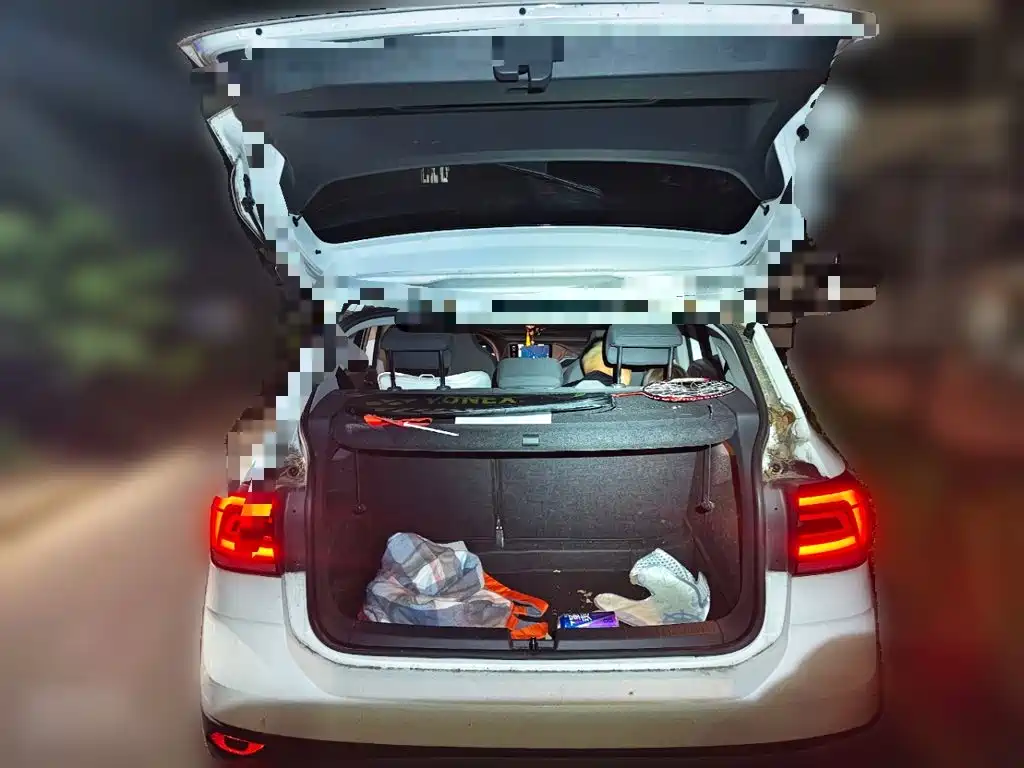 Volkswagen T-Cross — миниатюра 16