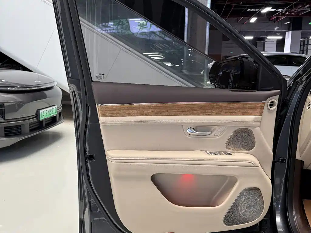 AITO AITO M7 — миниатюра 11