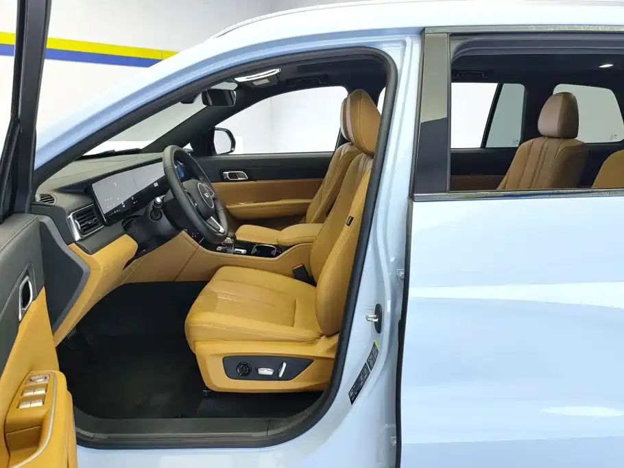 Li Auto Li ONE — миниатюра 9
