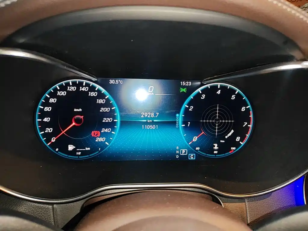 Mercedes-Benz GLC — миниатюра 12