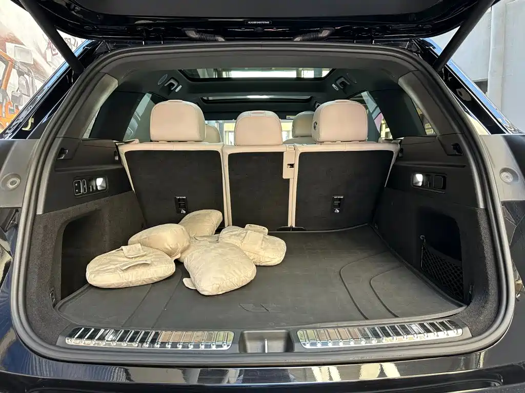 Li Auto Li L7 — миниатюра 8