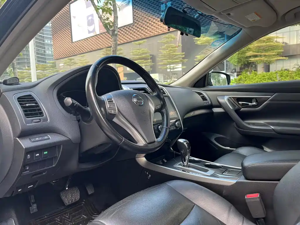 Nissan Teana — миниатюра 12