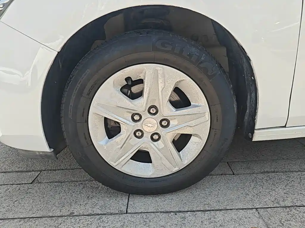 Chevrolet Cavalier — миниатюра 23