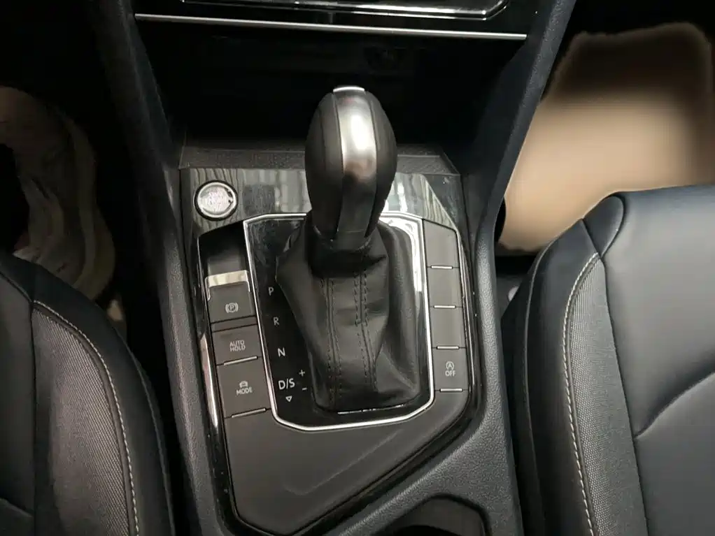 Volkswagen Tharu 2024 300TSI