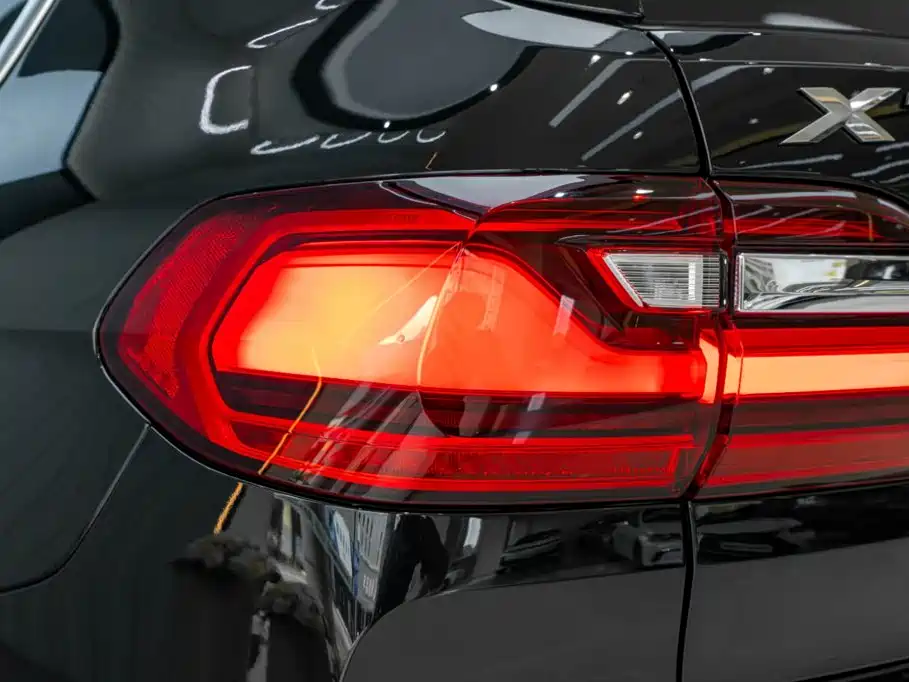 BMW X7 — миниатюра 7