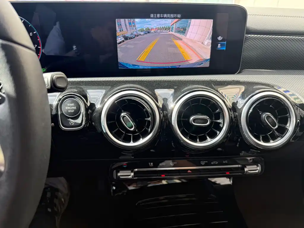 Mercedes-Benz A-Class — миниатюра 12