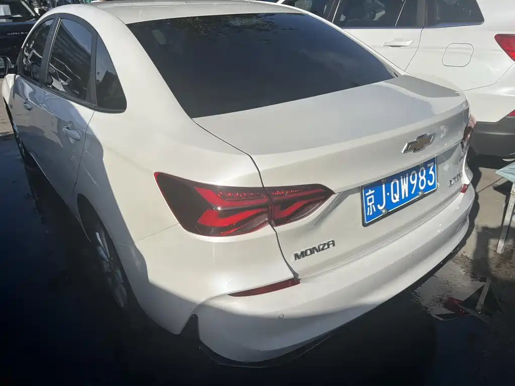 Chevrolet Monza — миниатюра 12