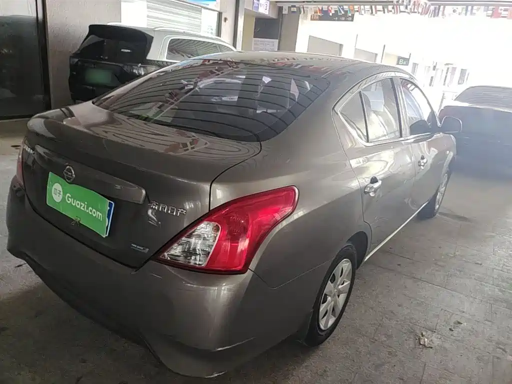 Nissan Sunny 2015 1.5XE MT Comfort