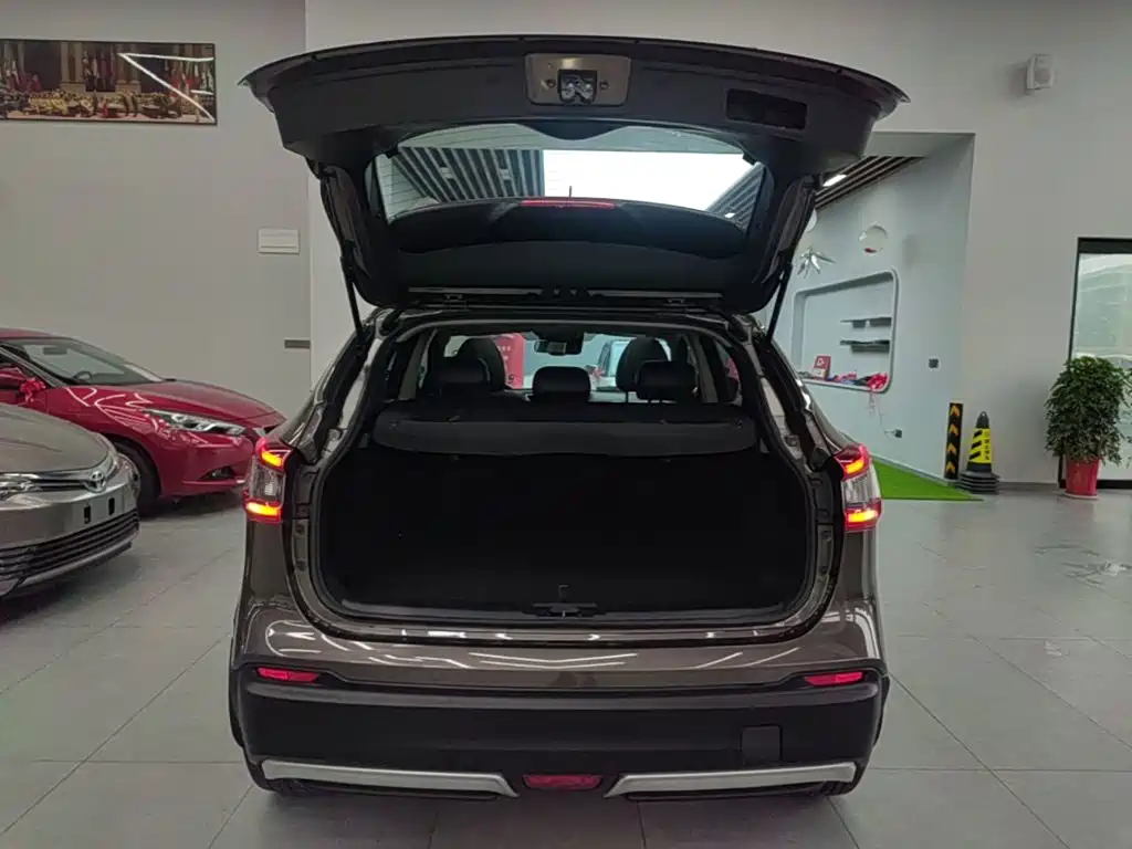 Nissan Qashqai — миниатюра 19
