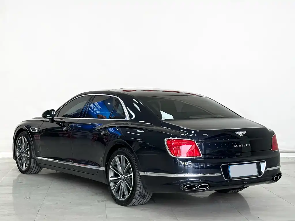 Bentley Flying Spur — миниатюра 5
