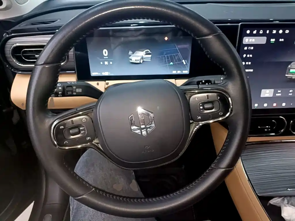 Leapmotor Leapmotor C11 — миниатюра 11