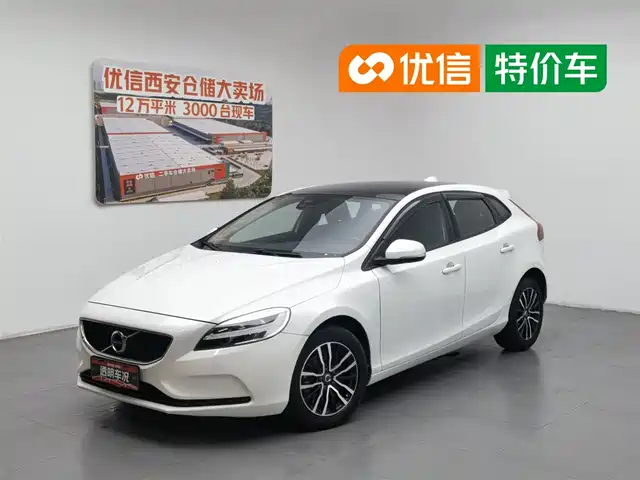 Volvo V 40 2018 T 3 — фото 1