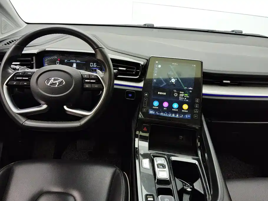Hyundai Custo — миниатюра 12