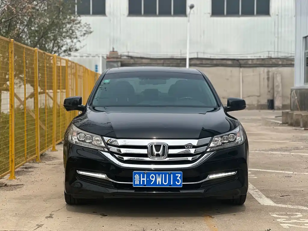 Honda Accord 2014 3.0L VTI Luxury