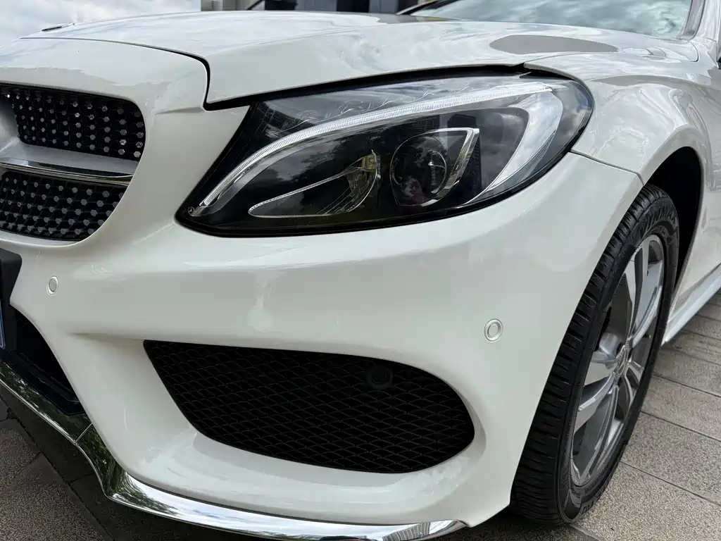Mercedes-Benz C-Class — миниатюра 13
